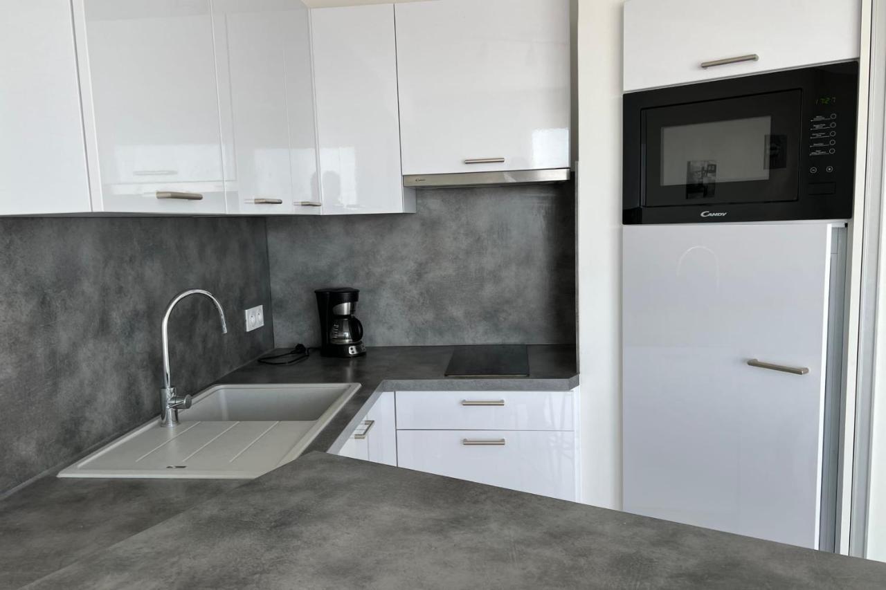 Les Pieds Dans Le Sable Appartement Vue Mer 1 Chambre 1 Cabine Le Grau-du-Roi Kültér fotó
