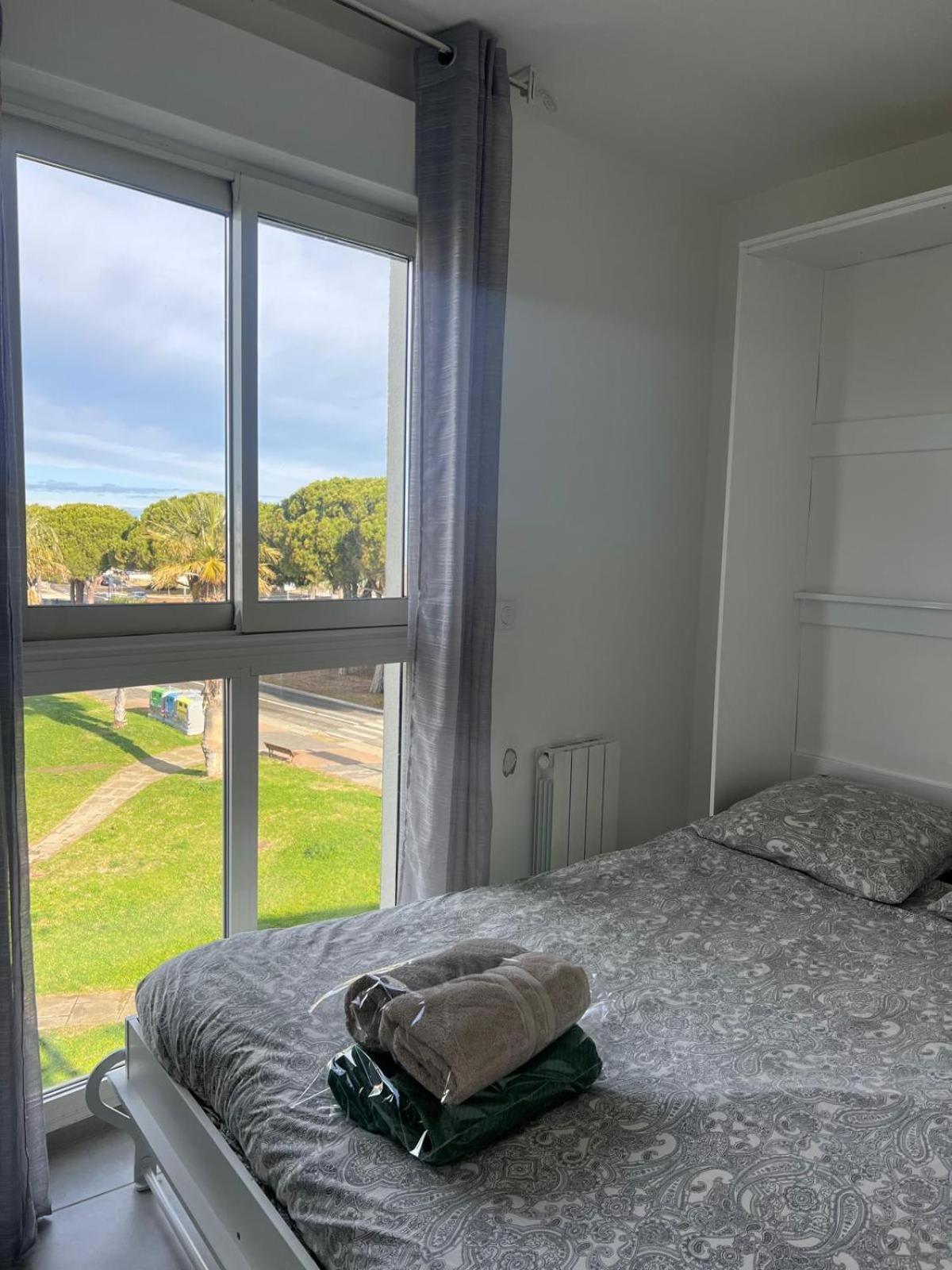 Les Pieds Dans Le Sable Appartement Vue Mer 1 Chambre 1 Cabine Le Grau-du-Roi Kültér fotó